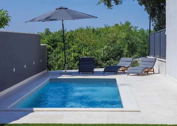 Holiday Home Villa Luca By Interhome